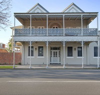 Albury Suites - Waterstreet - Geraldton Accommodation