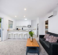 Albury Yalandra Apartment 4 - Geraldton Accommodation