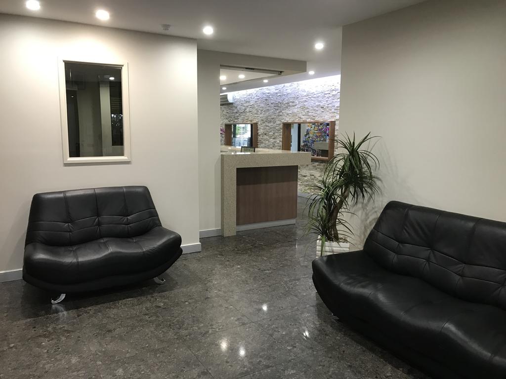 Bundall Bc QLD Geraldton Accommodation