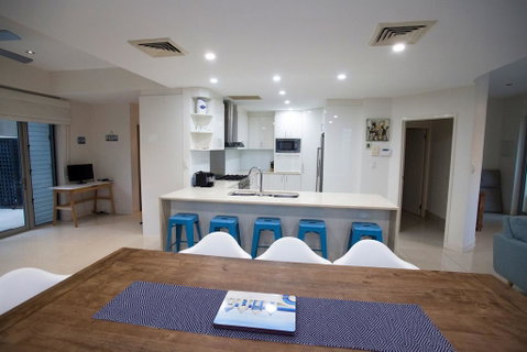 Alexandra Headland Luxury Townhouse - Geraldton Accommodation 3