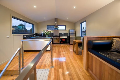 Alofi - Geraldton Accommodation 1