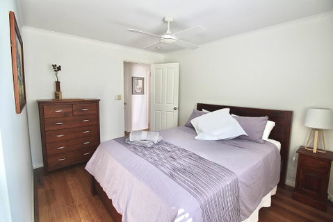 Aloha Alex Beach House Pet-friendly- 450m To The Beach - Geraldton Accommodation 3