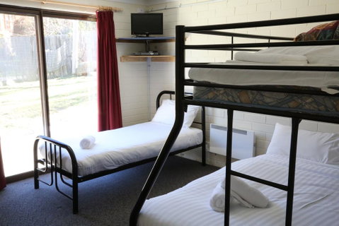Alpha 8 - Geraldton Accommodation 2