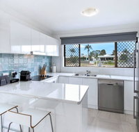 Amazing Modern Apartment on the Canal - Geraldton Accommodation