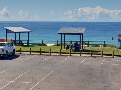 Amazing Ocean Views - Geraldton Accommodation 0