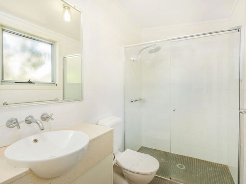Angourie Blue 7- Stroll To Surfing Beaches. - Geraldton Accommodation 1