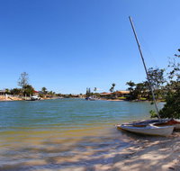 Anjuna 2 - 2 BDRM Budget Stay on Canal - Geraldton Accommodation