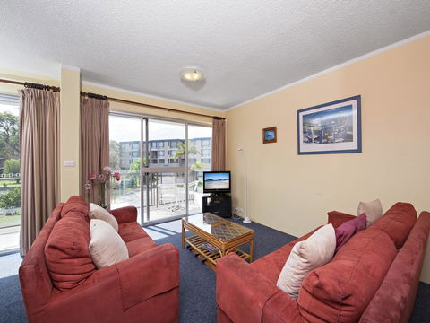 Apollo Court 3 - Nelson Bay - Geraldton Accommodation 2