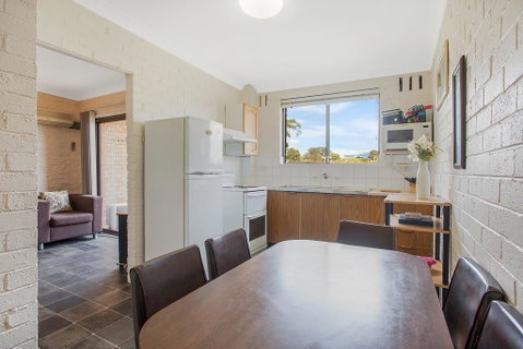 Apollo Unit 14 - Geraldton Accommodation 3