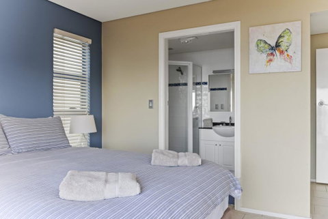 Aqua Shores Award Winning Apartment - Geraldton Accommodation 3