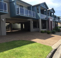 Aquarius Apartments Mollymook - Geraldton Accommodation