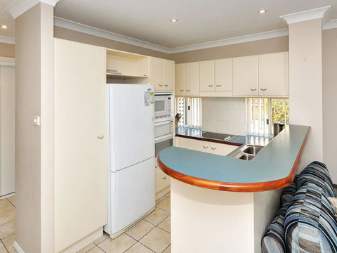 Aquarius Townhouse - Geraldton Accommodation 3