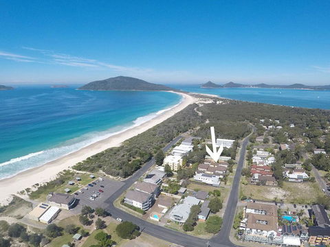Aquarius Townhouse - Geraldton Accommodation 0