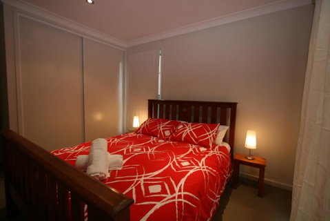 Aspect 1/8a Poly Cow Lane - Geraldton Accommodation 1