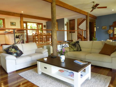 Magnolia Cottage - Geraldton Accommodation 3