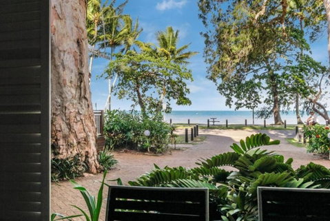 Mai At Coral Horizons: A Relaxed Beach Retreat - Geraldton Accommodation 0