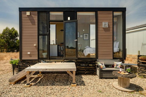 Maluridae Sunset Views By Tiny Away - Geraldton Accommodation 1