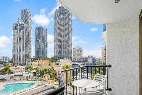 Mantra On View Surfers Paradise By Ready Set Stay - Geraldton Accommodation 1