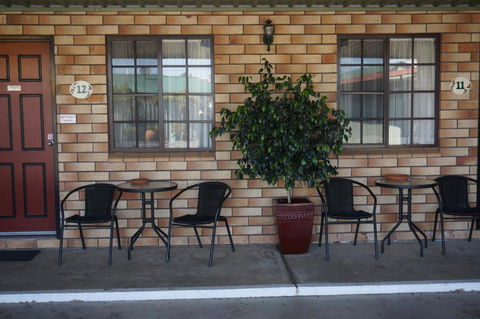 Miles Outback Motel - Geraldton Accommodation 3