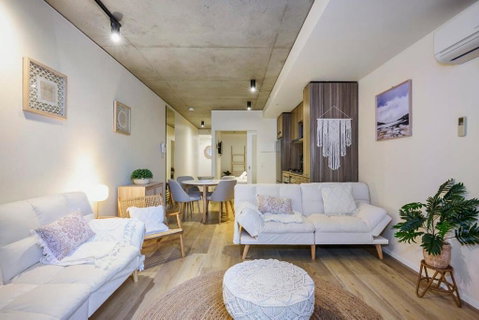 Market Magic Urban Retreat Near Queen VIC Market - Geraldton Accommodation 0