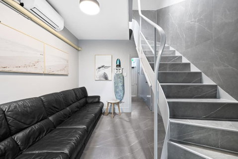 Modern Double Room - AC - Seconds To Central CBD - Near UTS& USYD& Darling Harbour& ICC&High Rated Restaurants - Shared Bathroom - Geraldton Accommodation 3