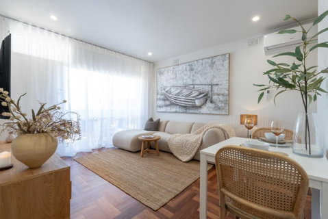 Miss Pats Brand New Gem River Views Short Walk To Beach And Cafes - Geraldton Accommodation 1