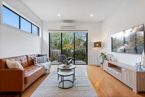 Modern 2-Bed Home In Brunswick With Courtyard - Geraldton Accommodation 0