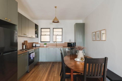 Modern 3-Bed Coastal Escape - Geraldton Accommodation 0