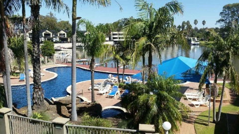 Mulwala Lakeside Apartment - Geraldton Accommodation 3