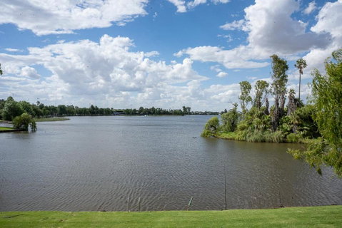 Mulwala Lakeside Apartment - Geraldton Accommodation 1