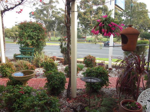 Murray River Motel - Geraldton Accommodation 2