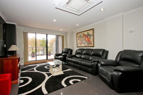 Nautilos On The Harbour - Geraldton Accommodation 3
