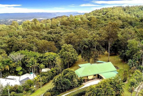 Noosa Hinterland Acreage Close To The Beach - Geraldton Accommodation 0