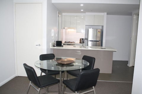 North Sydney Wyndel Apartments-MIL1005 - Geraldton Accommodation 2