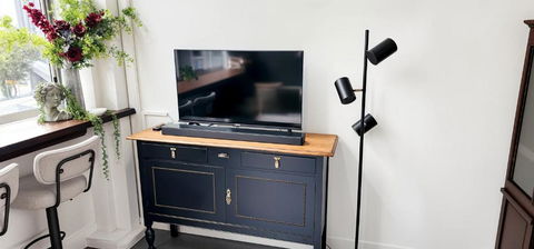 NYC Loft Brisbane, Free Parking! - Geraldton Accommodation 3