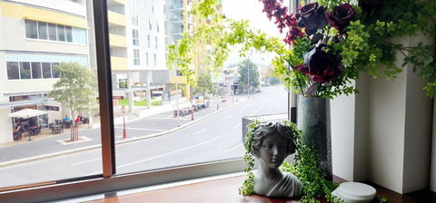 NYC Loft Brisbane, Free Parking! - Geraldton Accommodation 1