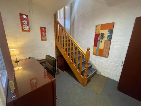Oakleigh House - Geraldton Accommodation 2