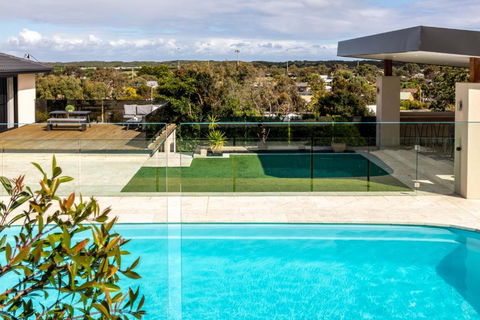 OASIS ON SUNSET - Tranquility Close To The Ocean - Geraldton Accommodation 0