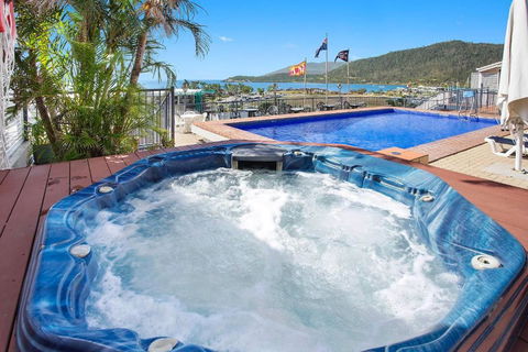 OCEAN VIEWS 10A - Geraldton Accommodation 0