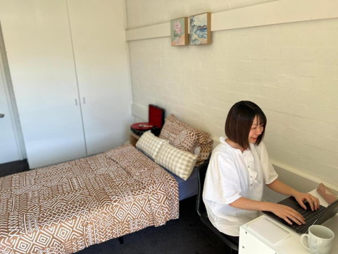 Ozi Village Cardigan - Geraldton Accommodation 2