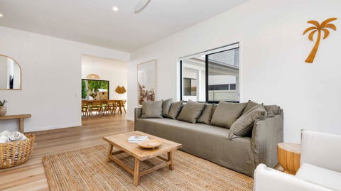 Pangkarra -Stunning Beach House - Family Friendly - Geraldton Accommodation 2