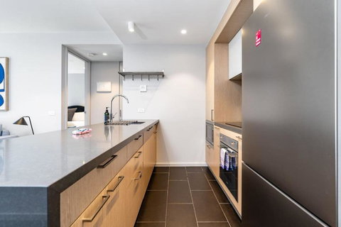 Paradise In Popular Pier Complex Apt - Kingston - Geraldton Accommodation 2