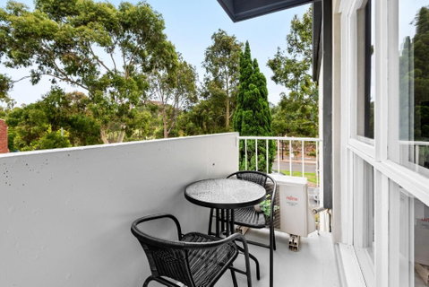 Peaceful 1-Bed Apartment Near The City Centre - Geraldton Accommodation 1