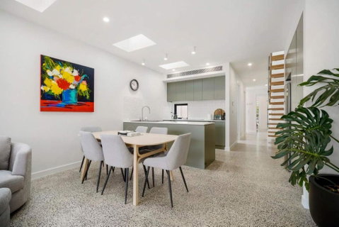 Peaceful Retreat With Backyard In Brunswick East - Geraldton Accommodation 2