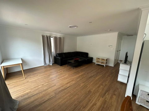 Peak View - Geraldton Accommodation 2