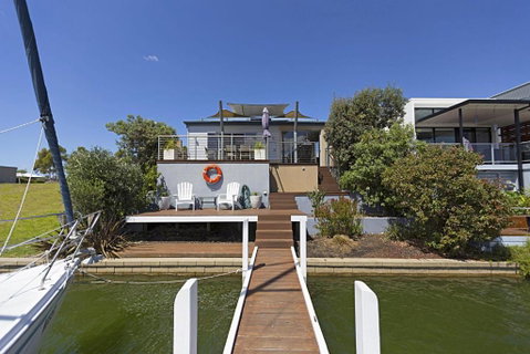 Pelican Landing - Geraldton Accommodation 3