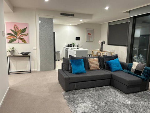 Plush Apartment On Mort - Geraldton Accommodation 0