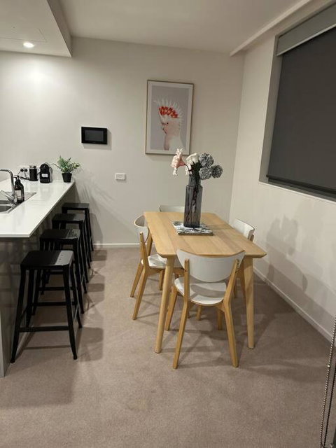 Plush Apartment On Mort - Geraldton Accommodation 2