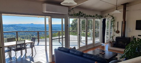 Potters Place Montville - Geraldton Accommodation 3