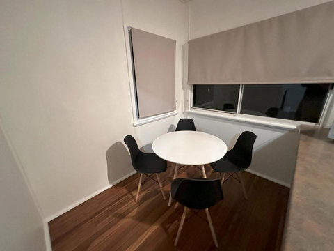 Private 1 Bedroom Apartment With Fenced Yard - Geraldton Accommodation 1